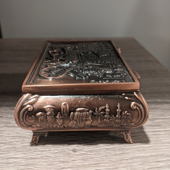 Egyptian Copper Wash Pewter Jewelry Trinket Box - Picture 5 of 9